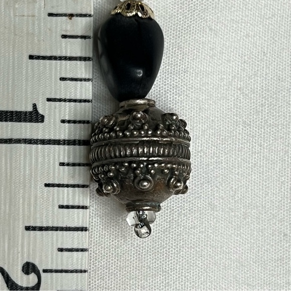 Black, Silver & Aurora Necklace - Picture 8 of 12